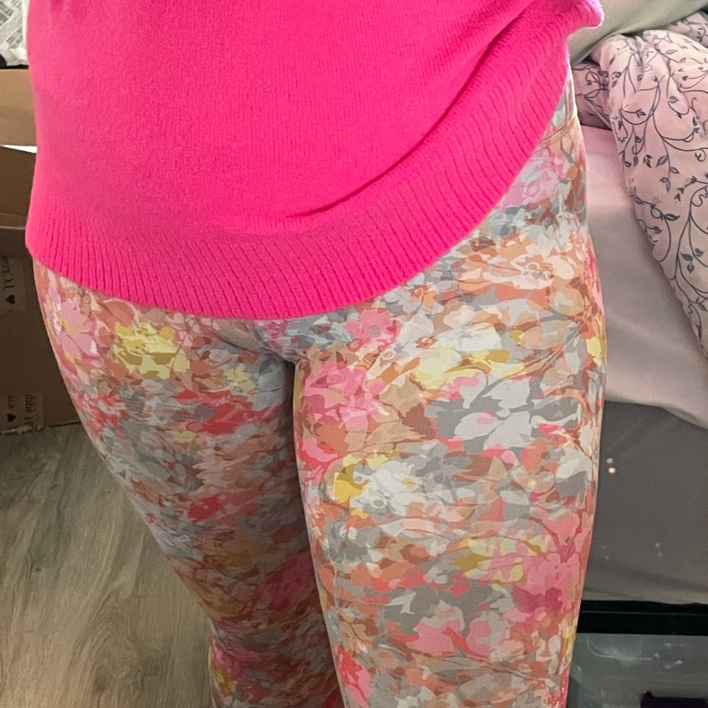 Align hr pant 28 lululemon inflorescence multi